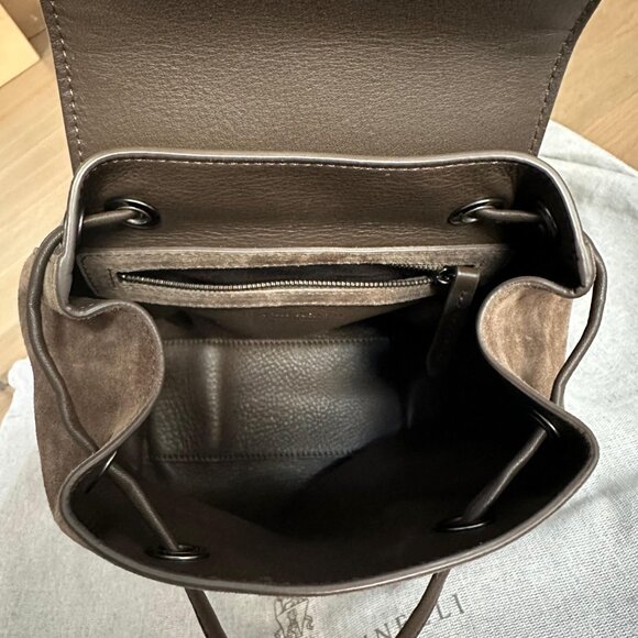 Brunello Cucinelli Logo Embossed Drawstring Backpack in warm beige - Picture 4 of 9